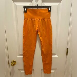 NVGTN Women’s Orange Curve Contour Leggings Sz S